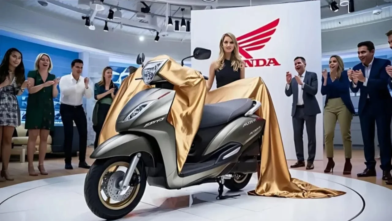 Honda Activa 6G Launched for the Masses – 55 KMPL Mileage & Bold New Design!